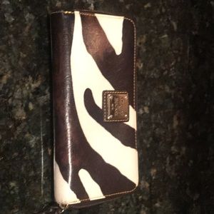 Dooney and Bourke wallet